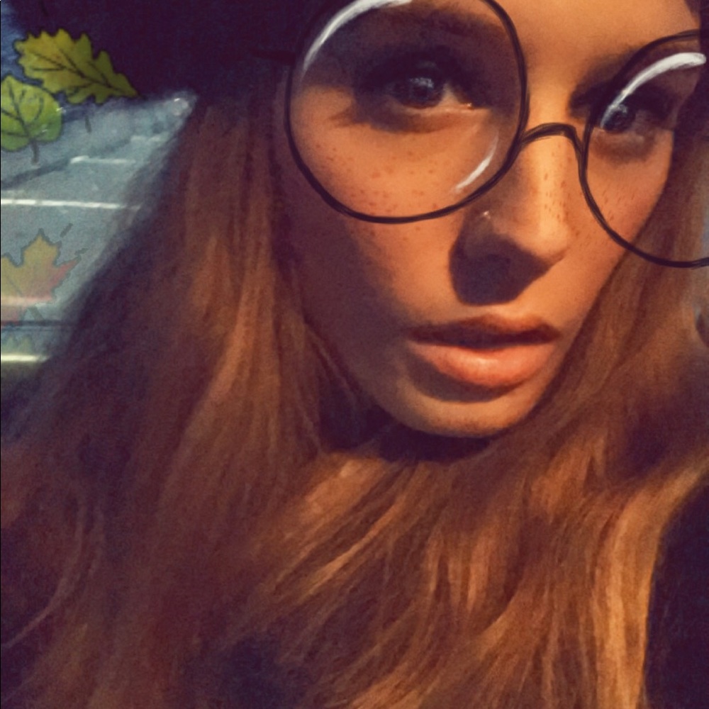 Meet your Posher, Melanie